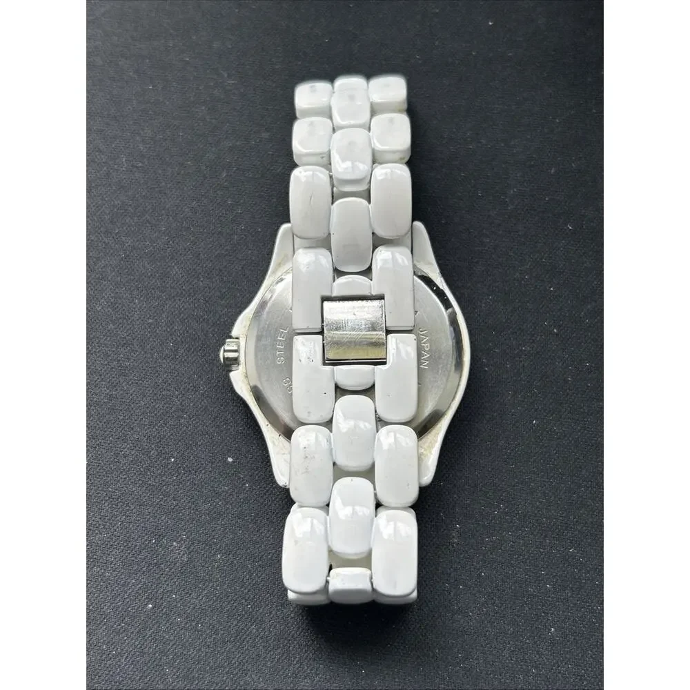 All White Dive Style Women’s Quartz Watch